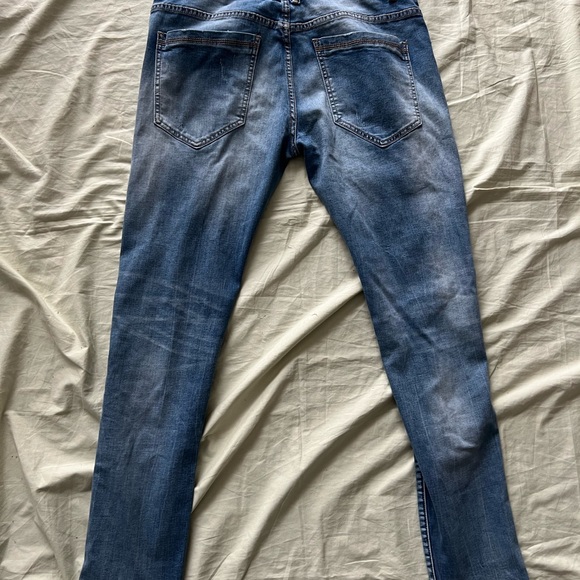 RS7 Jeans Royal Seven Size 34 Skinny Inseam 31” Destructive Cotton Blend #409 - Picture 3 of 4